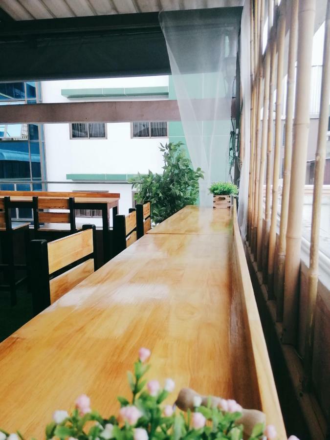 White House Hostel Bangkok Buitenkant foto
