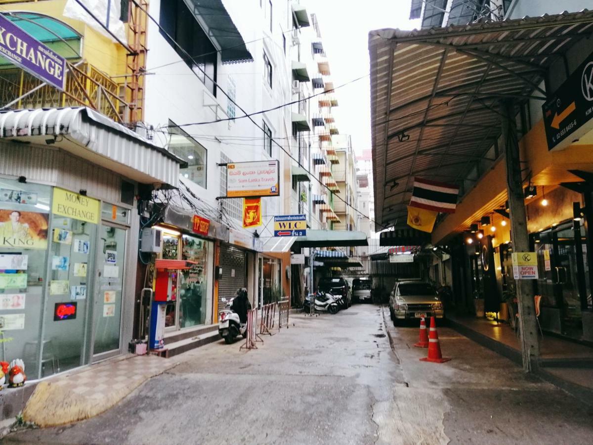 White House Hostel Bangkok Buitenkant foto