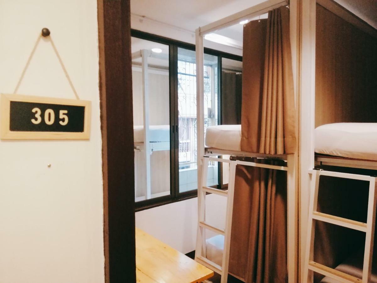 White House Hostel Bangkok Buitenkant foto