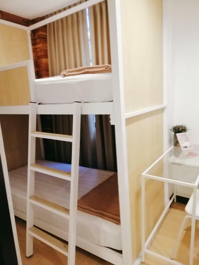 White House Hostel Bangkok Buitenkant foto